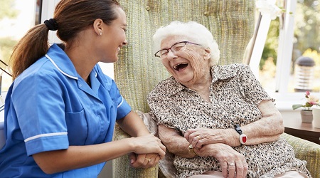 patient caretaker providing nursing care at home in Mumbai